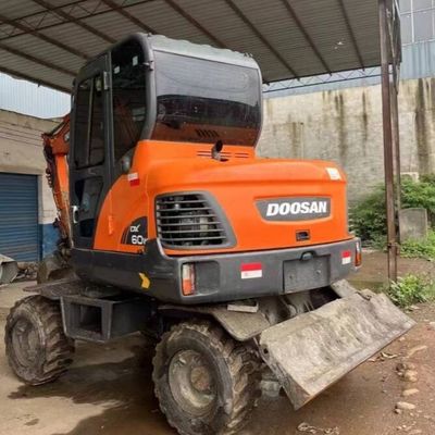 Máy đào mini bánh xe cũ Digger DOOSAN DH60 Máy đào tay thứ hai 5550 kg