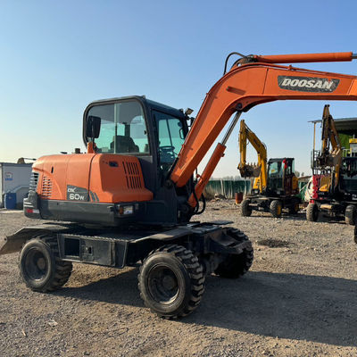 48KW sử dụng máy đào DOOSAN máy đào Doosan DX60W máy đào quạt thủy lực 5550 kg