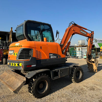 48KW sử dụng máy đào DOOSAN máy đào Doosan DX60W máy đào quạt thủy lực 5550 kg