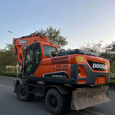 Doosan DX210W Xe đào bánh xe cũ Máy đào mini thủy lực tay thứ hai 20100 kg