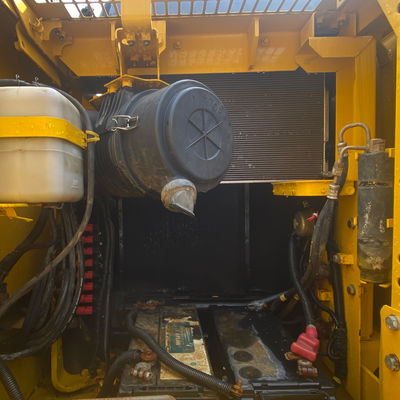 Máy đào lớn sử dụng Komatsu loại KomATSU PC 130