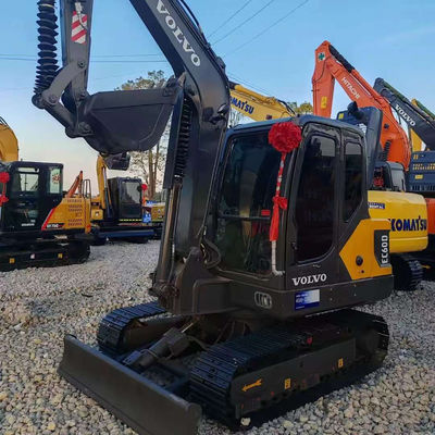 5790kg Máy đào Volvo cũ VOLVO EC60 Máy di chuyển đất 0,3 mét khối