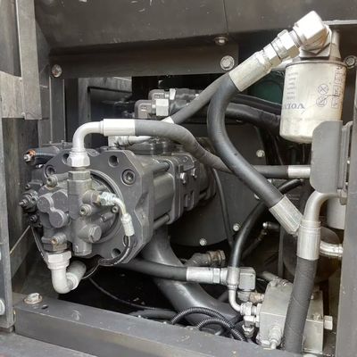 Được bảo trì tốt Xe đào thủy lực Volvo 150D Cỗ máy xây dựng cũ