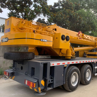 Máy đào tay thứ hai tiếng ồn thấp XCMG XCT25 75km / h Máy đào bánh xe cũ