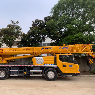 Máy đào tay thứ hai tiếng ồn thấp XCMG XCT25 75km / h Máy đào bánh xe cũ