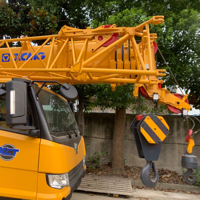Máy đào tay thứ hai tiếng ồn thấp XCMG XCT25 75km / h Máy đào bánh xe cũ